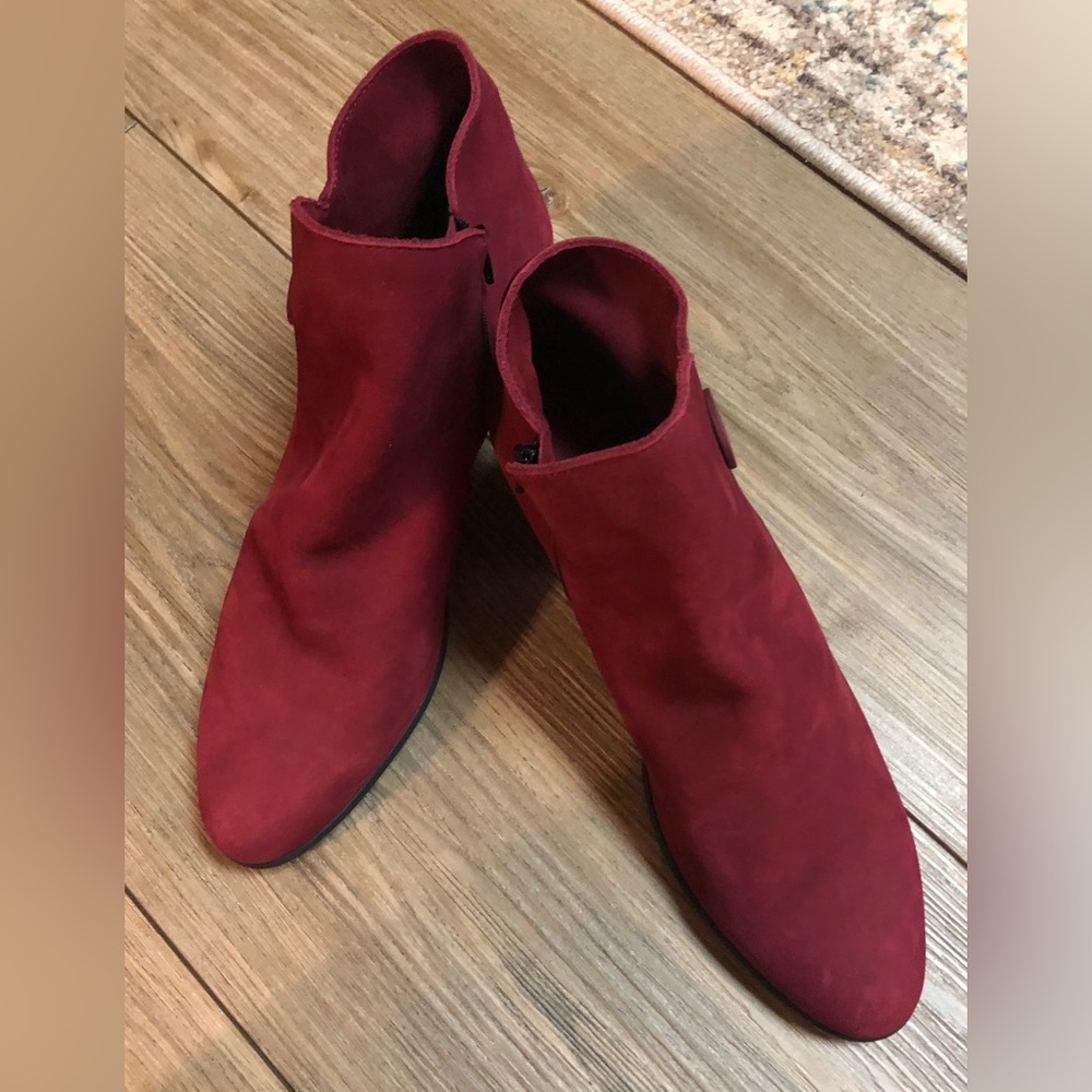 Arche LN Latex  red Boot